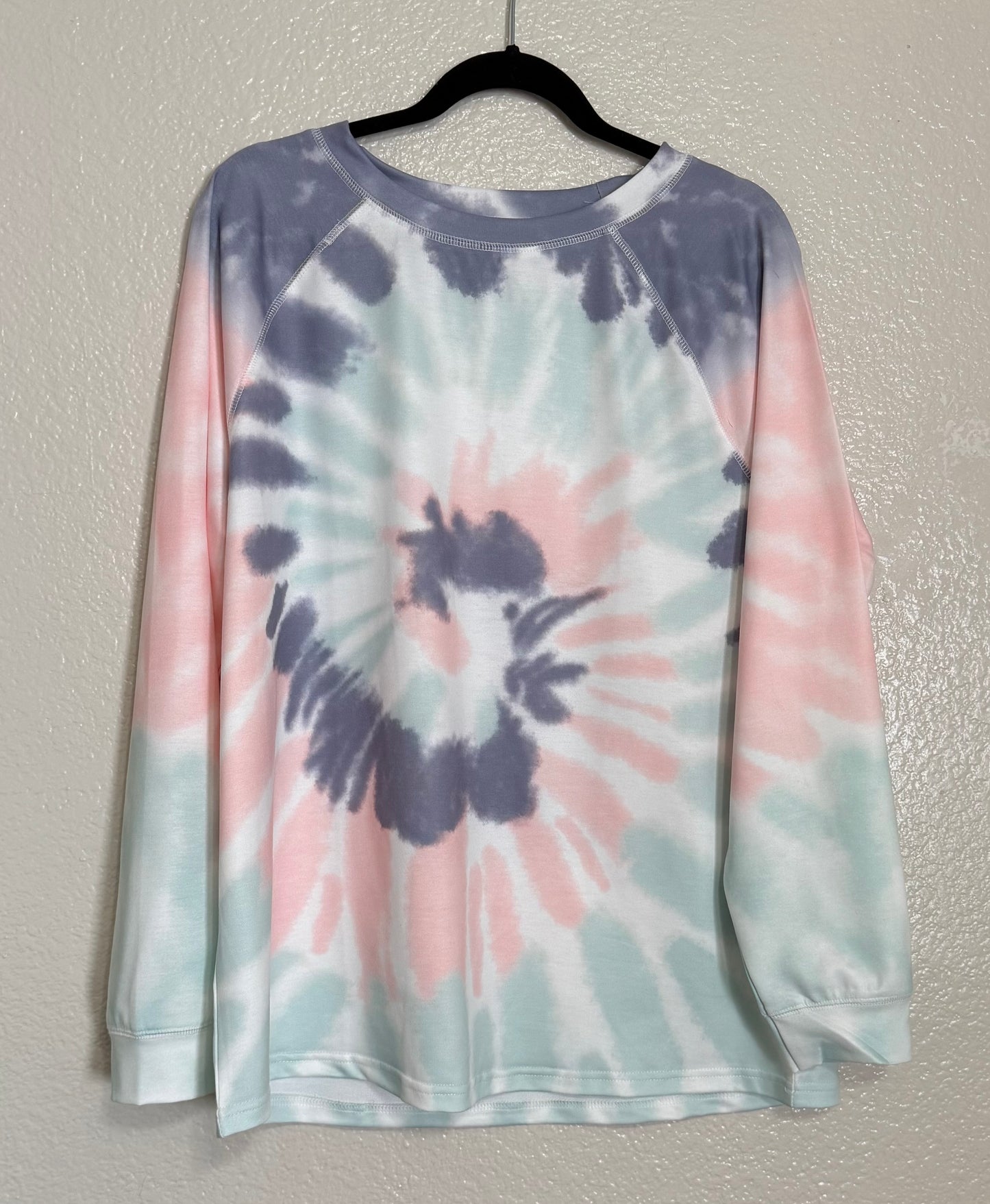 Tie Dye Wonder Pullover