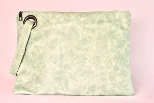 The Honeydew Clutch