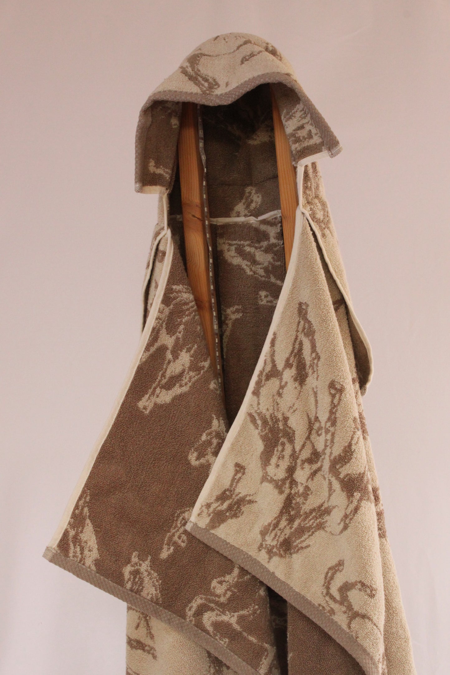 Woody’s Round Up Towel