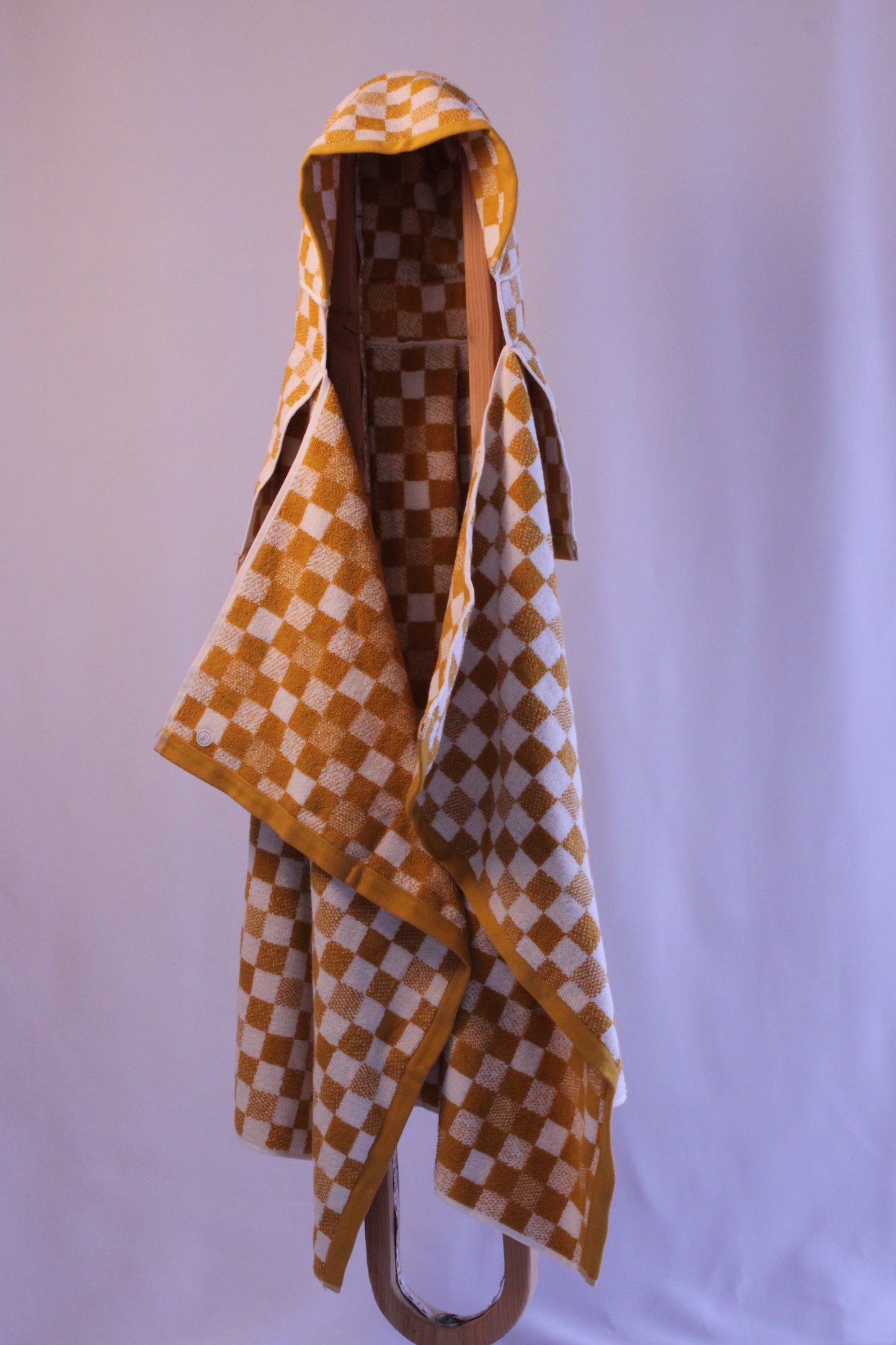 Retro Checkered in Gold