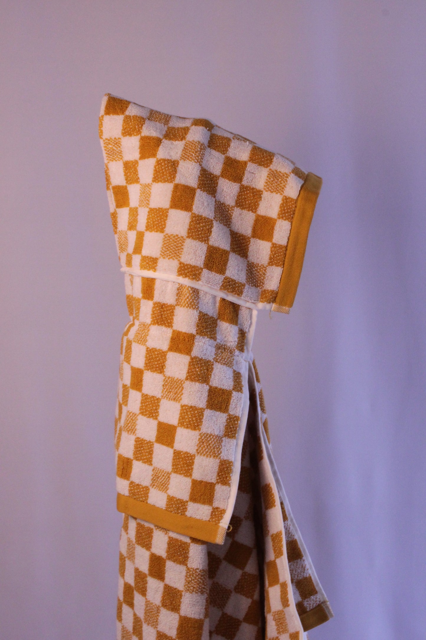 Retro Checkered in Gold